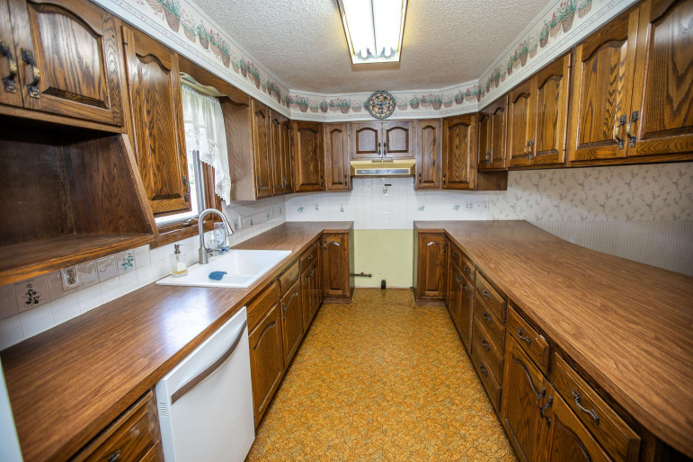 310 E 9th Street Juniata, Nebraska 68955, 3 Bedrooms Bedrooms, ,3 BathroomsBathrooms,Residential,For Sale,310 E 9th Street,20260537