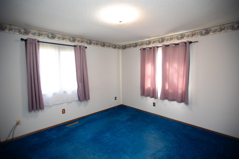 310 E 9th Street Juniata, Nebraska 68955, 3 Bedrooms Bedrooms, ,3 BathroomsBathrooms,Residential,For Sale,310 E 9th Street,20260537