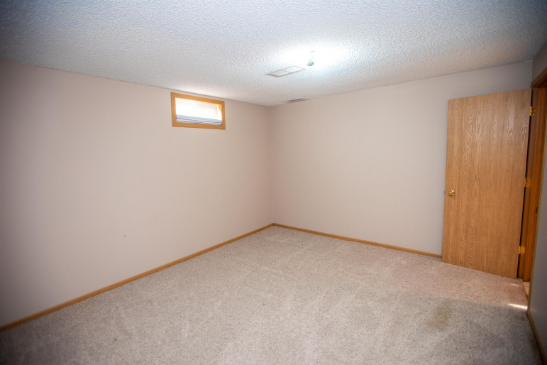 310 E 9th Street Juniata, Nebraska 68955, 3 Bedrooms Bedrooms, ,3 BathroomsBathrooms,Residential,For Sale,310 E 9th Street,20260537