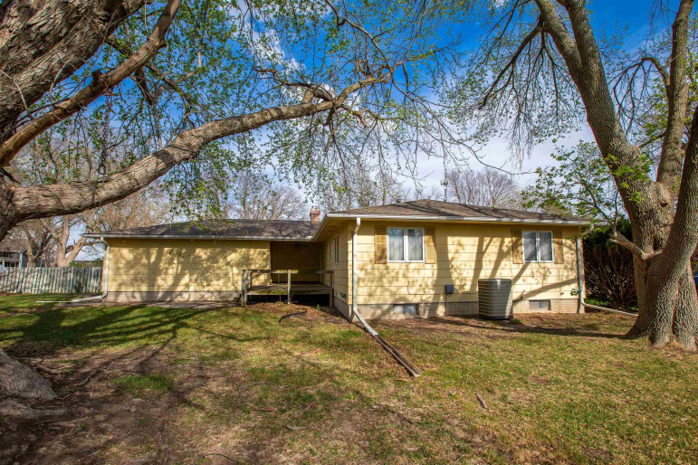 310 E 9th Street Juniata, Nebraska 68955, 3 Bedrooms Bedrooms, ,3 BathroomsBathrooms,Residential,For Sale,310 E 9th Street,20260537