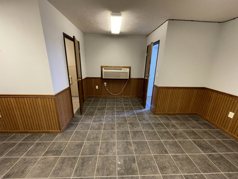 1914 2nd Avenue Kearney, Nebraska 68847, ,Commercial/industrial,For Rent,1914 2nd Avenue,20260532