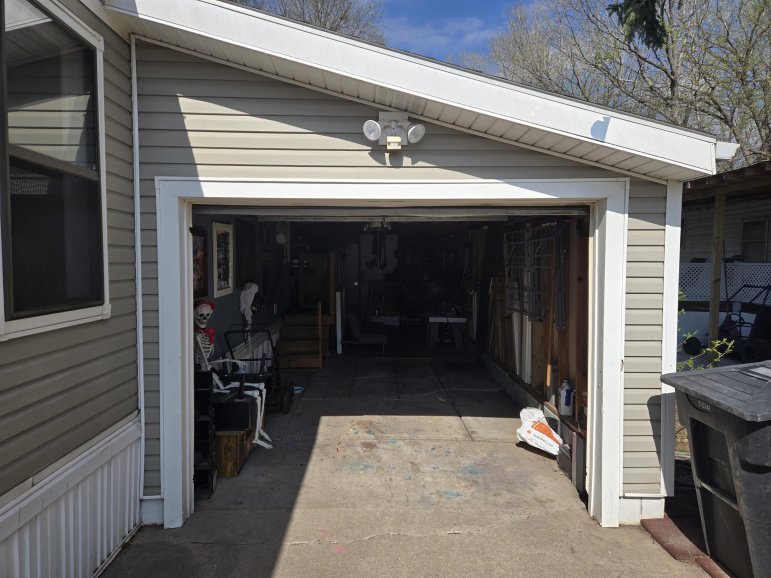 6 Maywood Drive Hastings, Nebraska 68901, 2 Bedrooms Bedrooms, ,2 BathroomsBathrooms,Residential,For Sale,6 Maywood Drive,20260535