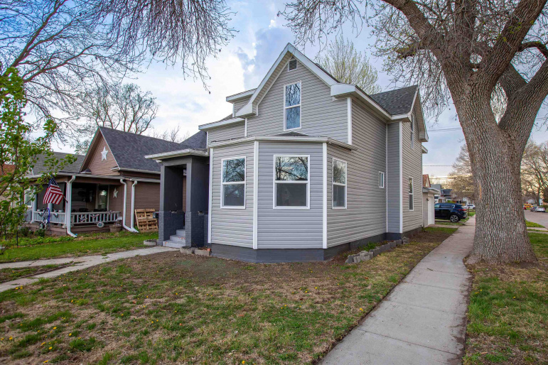 419 N Bellevue Avenue Hastings, Nebraska 68901, 4 Bedrooms Bedrooms, ,3 BathroomsBathrooms,Residential,For Sale,419 N Bellevue Avenue,20260531
