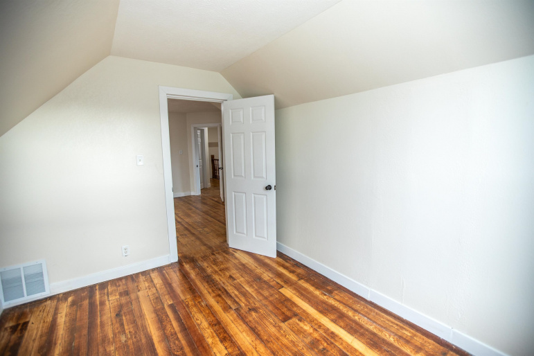 419 N Bellevue Avenue Hastings, Nebraska 68901, 4 Bedrooms Bedrooms, ,3 BathroomsBathrooms,Residential,For Sale,419 N Bellevue Avenue,20260531