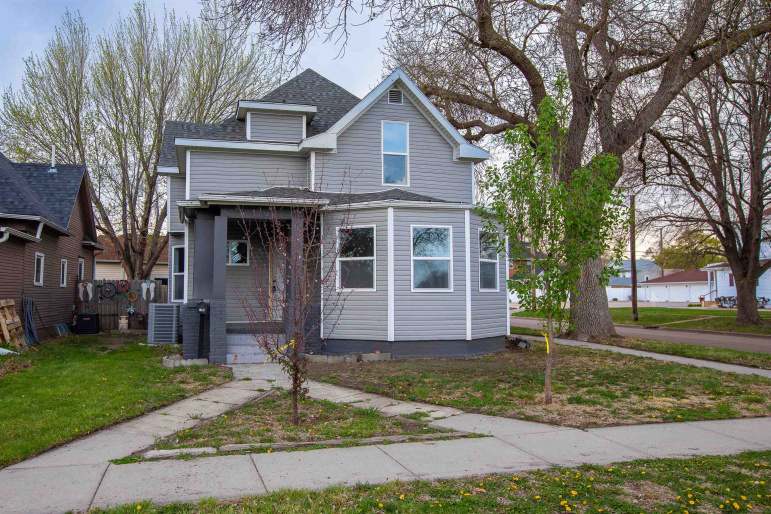 419 N Bellevue Avenue Hastings, Nebraska 68901, 4 Bedrooms Bedrooms, ,3 BathroomsBathrooms,Residential,For Sale,419 N Bellevue Avenue,20260531