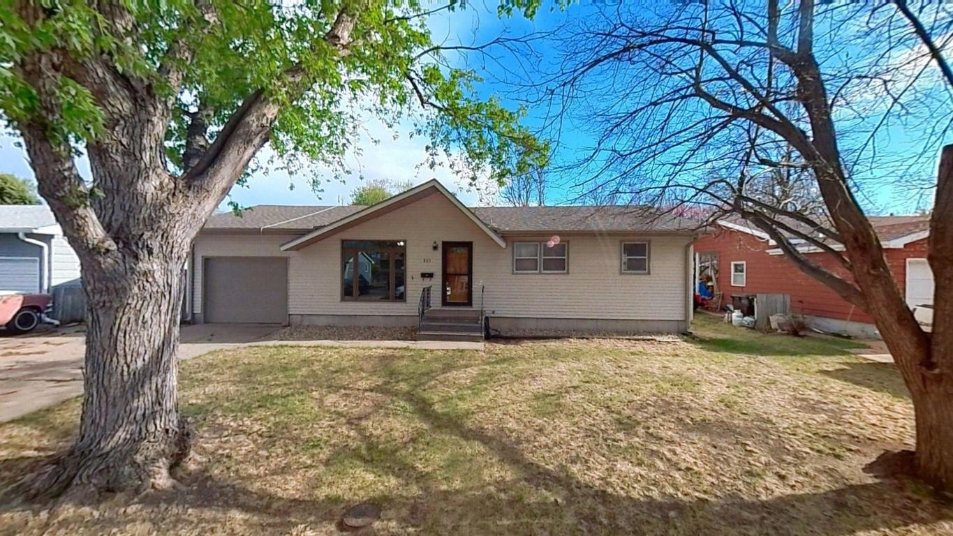 803 E 36th Street Kearney, Nebraska 68847, 3 Bedrooms Bedrooms, ,2 BathroomsBathrooms,Residential,For Sale,803 E 36th Street,20260544