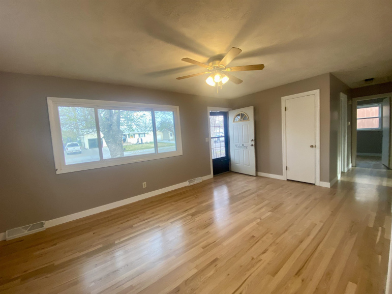 3703 E Avenue Kearney, Nebraska 68847, 4 Bedrooms Bedrooms, ,2 BathroomsBathrooms,Residential,For Sale,3703 E Avenue,20260543