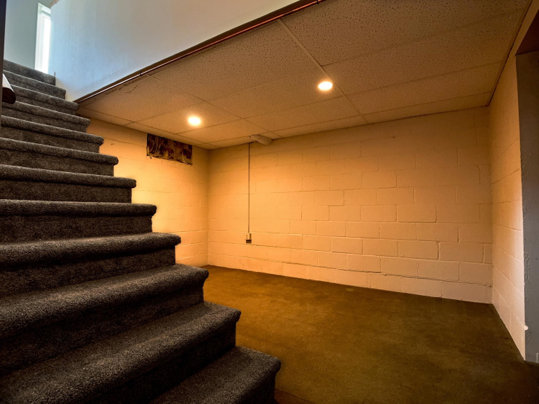 531 S 9th Street Geneva, Nebraska 68361, 2 Bedrooms Bedrooms, ,2 BathroomsBathrooms,Residential,For Sale,531 S 9th Street,20260541