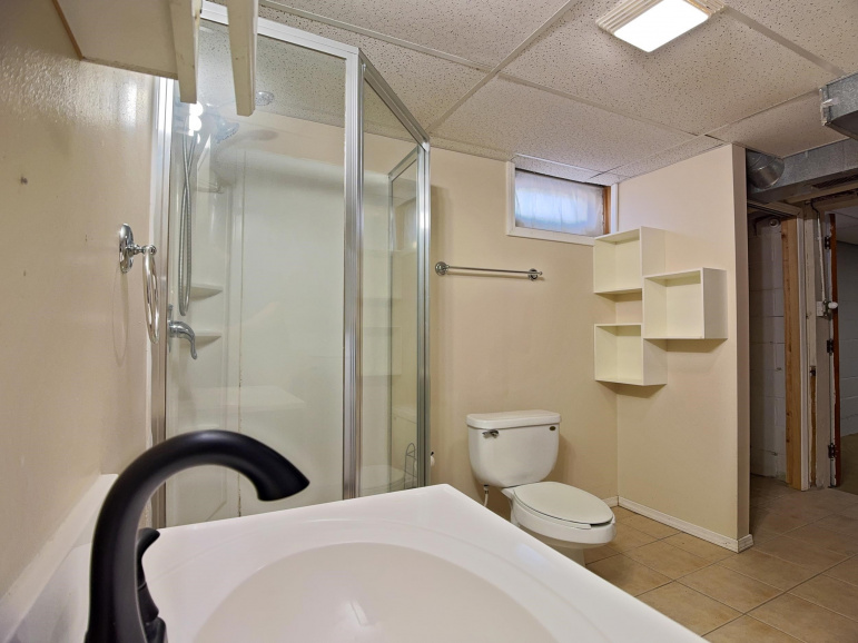 531 S 9th Street Geneva, Nebraska 68361, 2 Bedrooms Bedrooms, ,2 BathroomsBathrooms,Residential,For Sale,531 S 9th Street,20260541