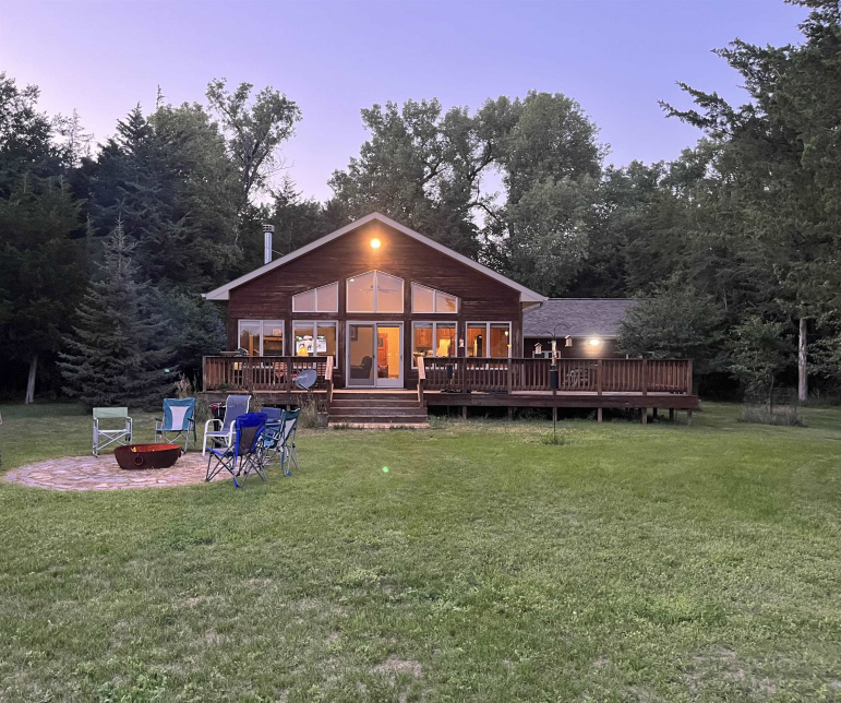 45497 River Drive Meckling, South Dakota 57069, 3 Bedrooms Bedrooms, ,3 BathroomsBathrooms,Residential,For Sale,45497 River Drive,20260558