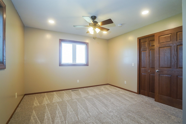 9460 S Liberty Avenue Roseland, Nebraska 68973, 4 Bedrooms Bedrooms, ,2 BathroomsBathrooms,Residential,For Sale,9460 S Liberty Avenue,20260554