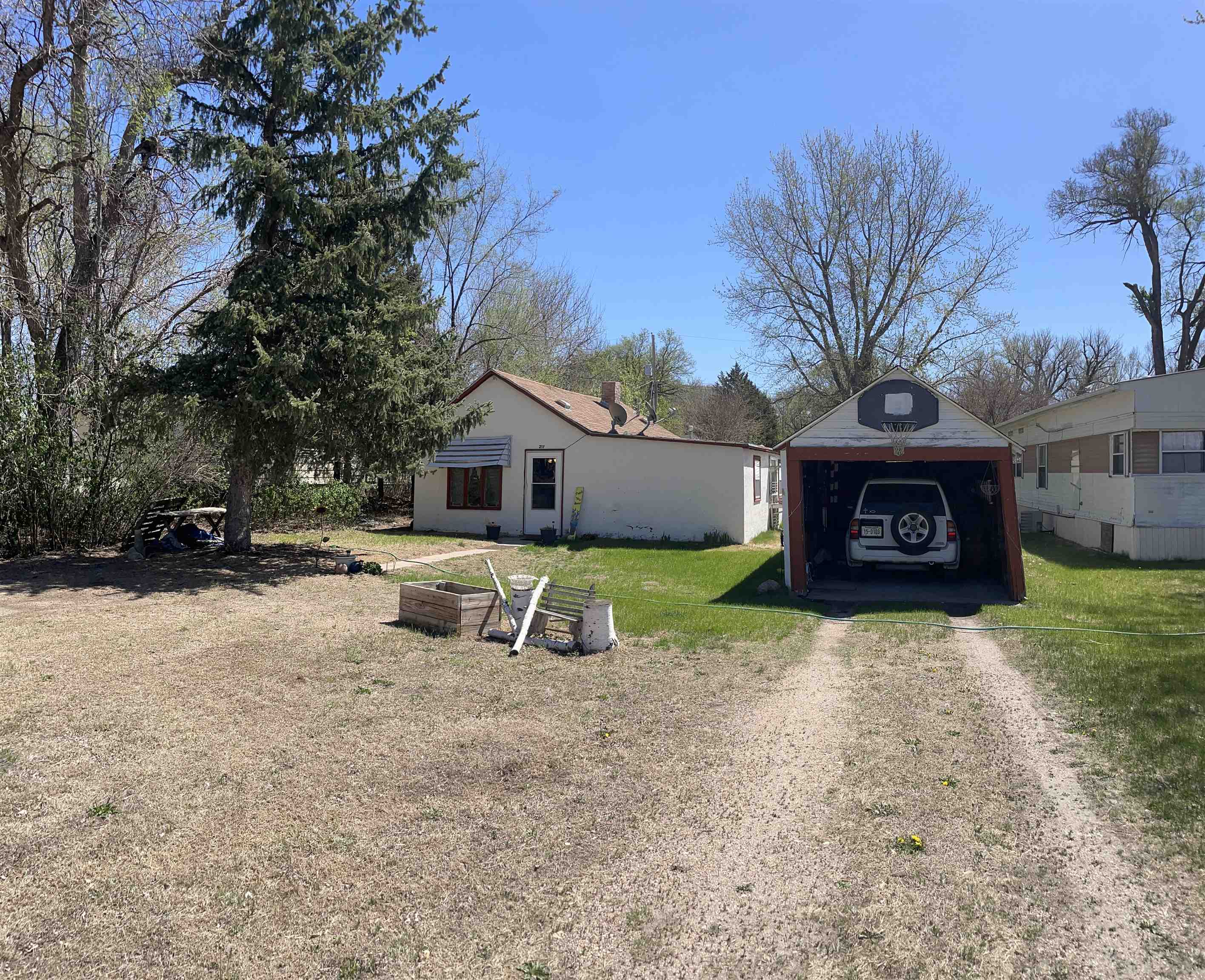 217 S Locust Street Brady, Nebraska 69123, 5 Bedrooms Bedrooms, ,3 BathroomsBathrooms,Residential,For Sale,217 S Locust Street,20260553