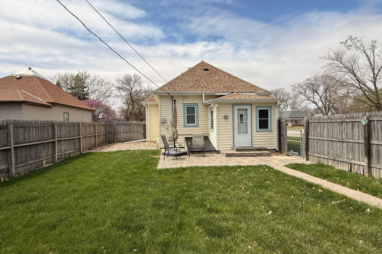 356 N 9th Street Loup City, Nebraska 68853, 2 Bedrooms Bedrooms, ,1 BathroomBathrooms,Residential,For Sale,356 N 9th Street,20260561