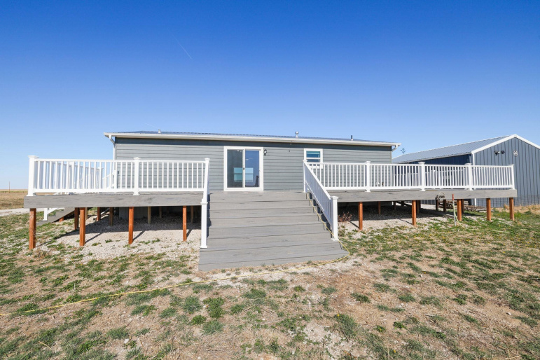 7755 N Prosser Ave Juniata, Nebraska 68901, 3 Bedrooms Bedrooms, ,2 BathroomsBathrooms,Residential,For Sale,7755 N Prosser Ave,20260566