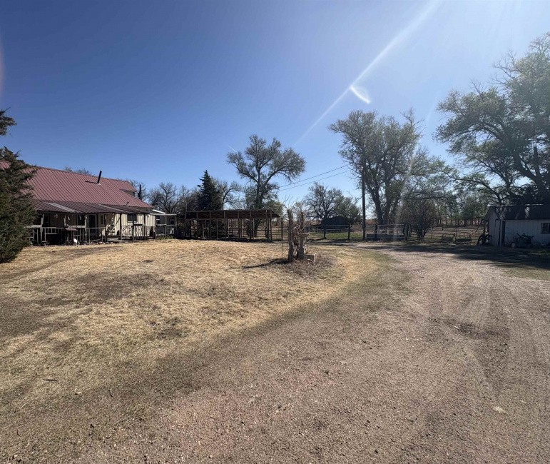 73348 421 Road Arapahoe, Nebraska 68922, 2 Bedrooms Bedrooms, ,2 BathroomsBathrooms,Residential,For Sale,73348 421 Road,20260564