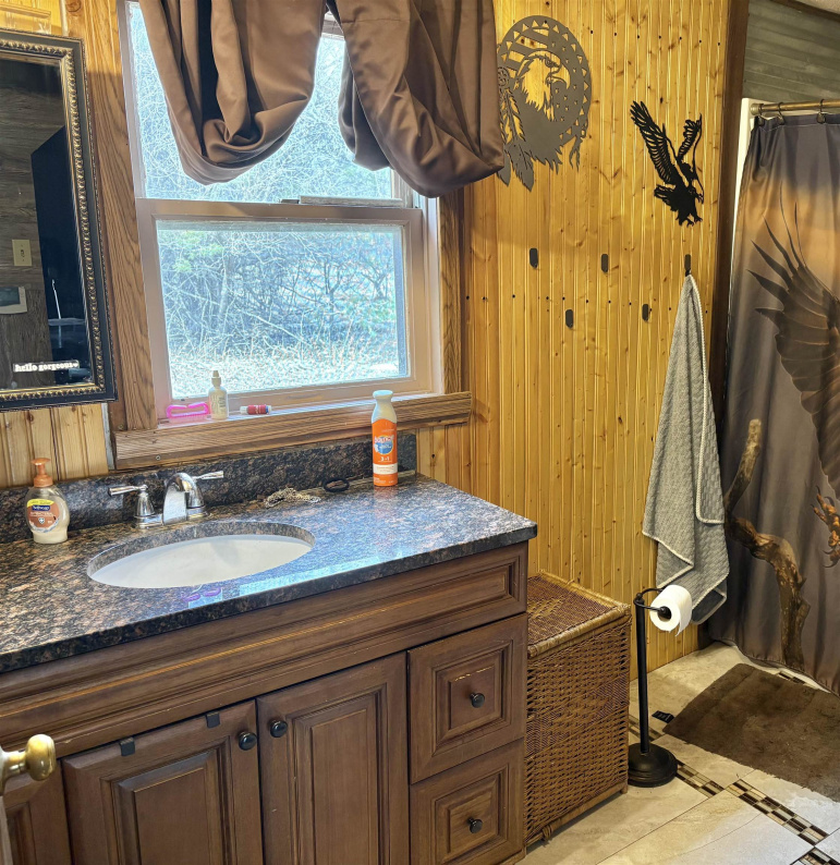 73348 421 Road Arapahoe, Nebraska 68922, 2 Bedrooms Bedrooms, ,2 BathroomsBathrooms,Residential,For Sale,73348 421 Road,20260564