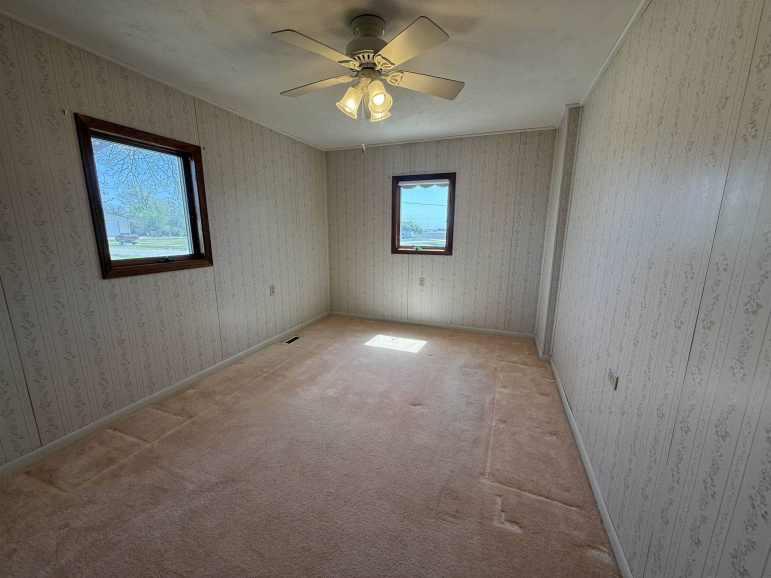 222 S Arthur Street Holdrege, Nebraska 68949, 3 Bedrooms Bedrooms, ,2 BathroomsBathrooms,Residential,For Sale,222 S Arthur Street,20260579