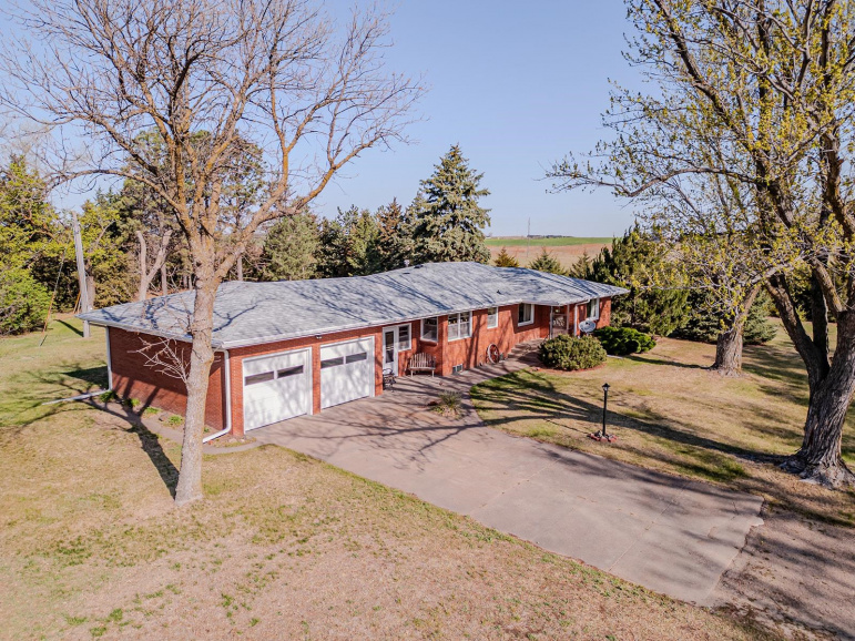 53015 Highway 2 Ravenna, Nebraska 68869, 3 Bedrooms Bedrooms, ,2 BathroomsBathrooms,Residential,For Sale,53015 Highway 2,20260581