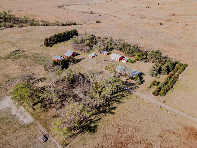 53015 Highway 2 Ravenna, Nebraska 68869, 3 Bedrooms Bedrooms, ,2 BathroomsBathrooms,Residential,For Sale,53015 Highway 2,20260581