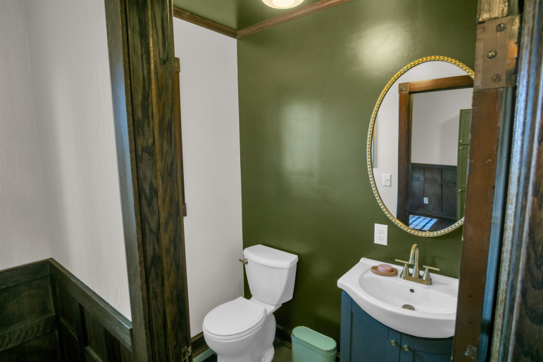 703 2nd Avenue Axtell, Nebraska 68924, 4 Bedrooms Bedrooms, ,4 BathroomsBathrooms,Residential,For Sale,703 2nd Avenue,20260593