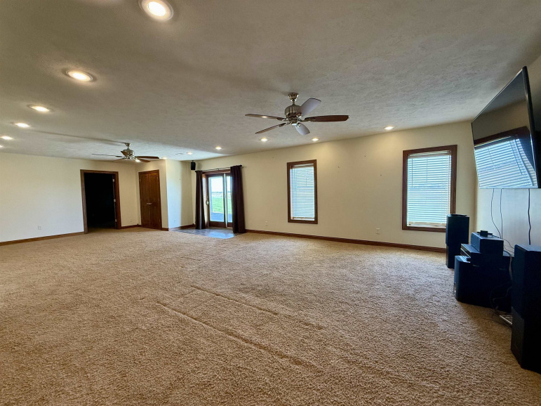 1125 W 102nd Street Place Kearney, Nebraska 68845, 5 Bedrooms Bedrooms, ,3 BathroomsBathrooms,Residential,For Sale,1125 W 102nd Street Place,20260592