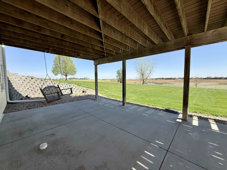1125 W 102nd Street Place Kearney, Nebraska 68845, 5 Bedrooms Bedrooms, ,3 BathroomsBathrooms,Residential,For Sale,1125 W 102nd Street Place,20260592