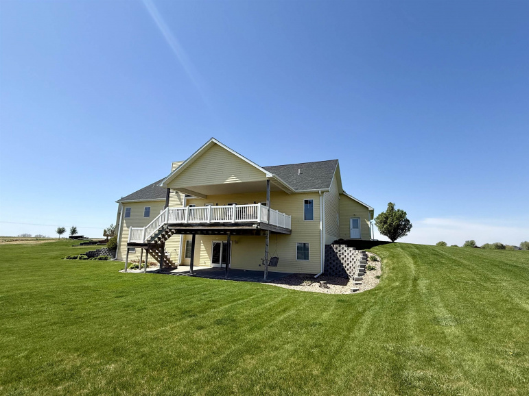 1125 W 102nd Street Place Kearney, Nebraska 68845, 5 Bedrooms Bedrooms, ,3 BathroomsBathrooms,Residential,For Sale,1125 W 102nd Street Place,20260592