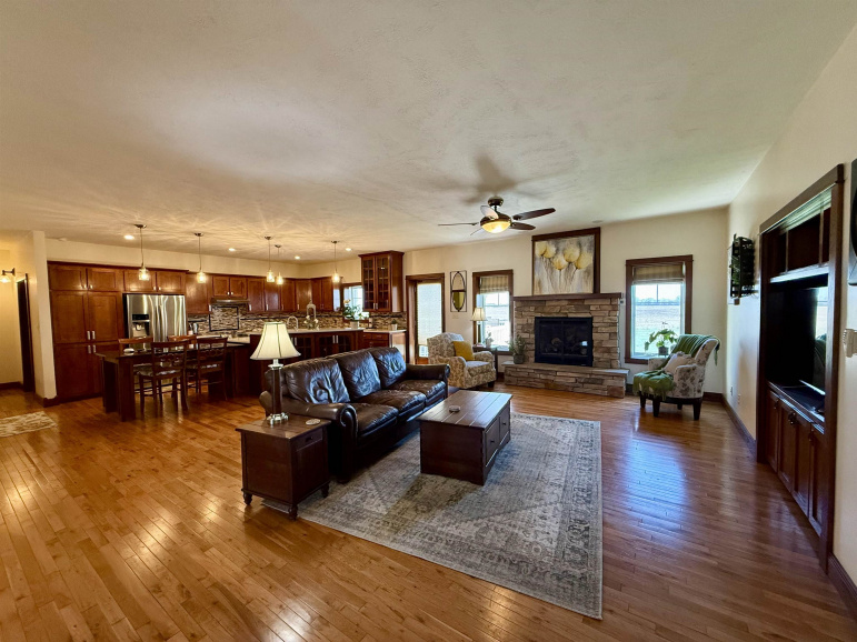 1125 W 102nd Street Place Kearney, Nebraska 68845, 5 Bedrooms Bedrooms, ,3 BathroomsBathrooms,Residential,For Sale,1125 W 102nd Street Place,20260592