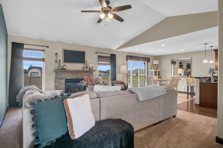 1308 E 65th Street Place Kearney, Nebraska 68847, 5 Bedrooms Bedrooms, ,3 BathroomsBathrooms,Residential,For Sale,1308 E 65th Street Place,20260596