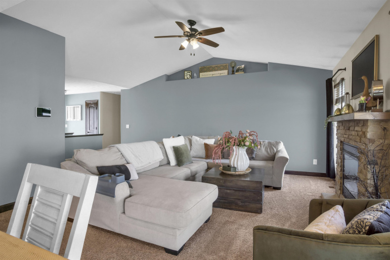 1308 E 65th Street Place Kearney, Nebraska 68847, 5 Bedrooms Bedrooms, ,3 BathroomsBathrooms,Residential,For Sale,1308 E 65th Street Place,20260596