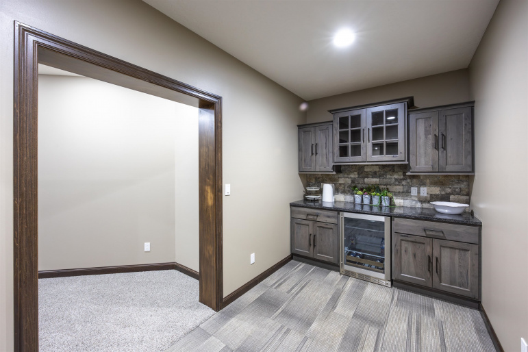 43 Rolling Hills Road Kearney, Nebraska 68845, 5 Bedrooms Bedrooms, ,5 BathroomsBathrooms,Residential,For Sale,43 Rolling Hills Road,20260595