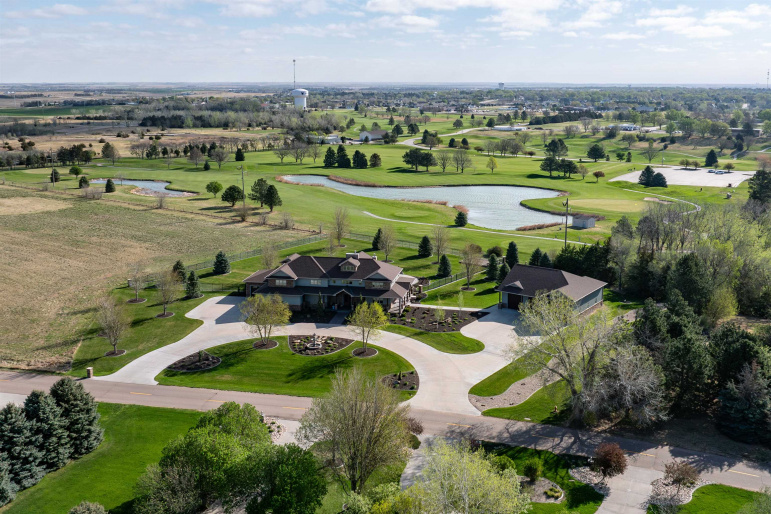 43 Rolling Hills Road Kearney, Nebraska 68845, 5 Bedrooms Bedrooms, ,5 BathroomsBathrooms,Residential,For Sale,43 Rolling Hills Road,20260595