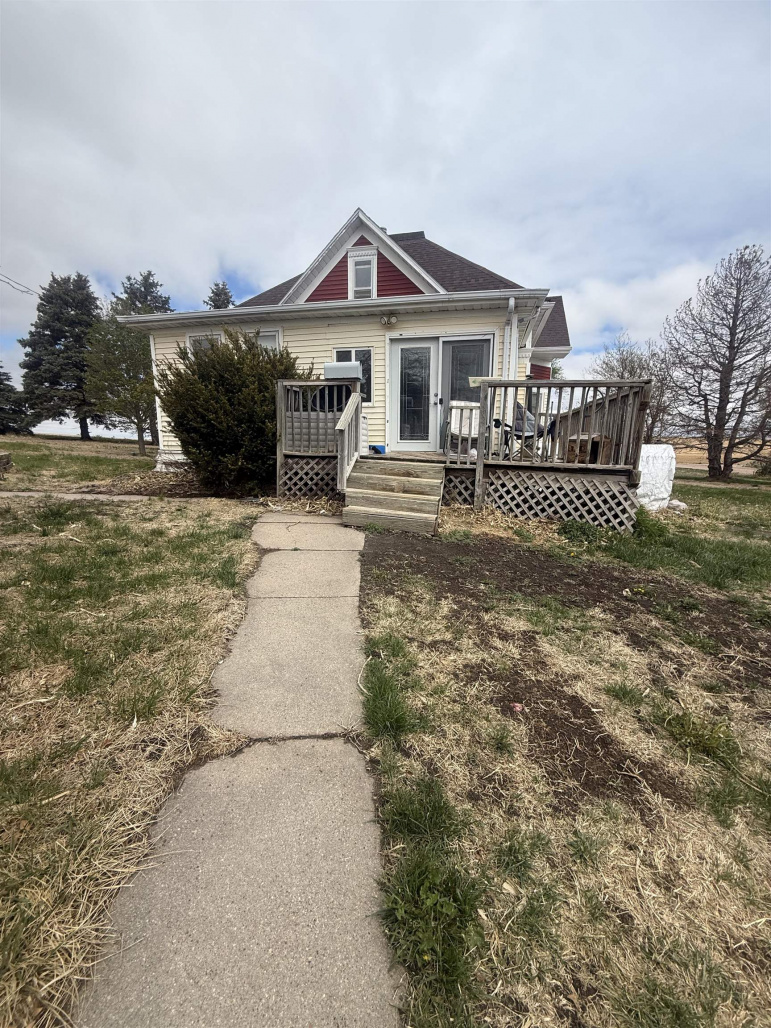 20460 Maple Road Gibbon, Nebraska 68840, 3 Bedrooms Bedrooms, ,2 BathroomsBathrooms,Residential,For Sale,20460 Maple Road,20260604