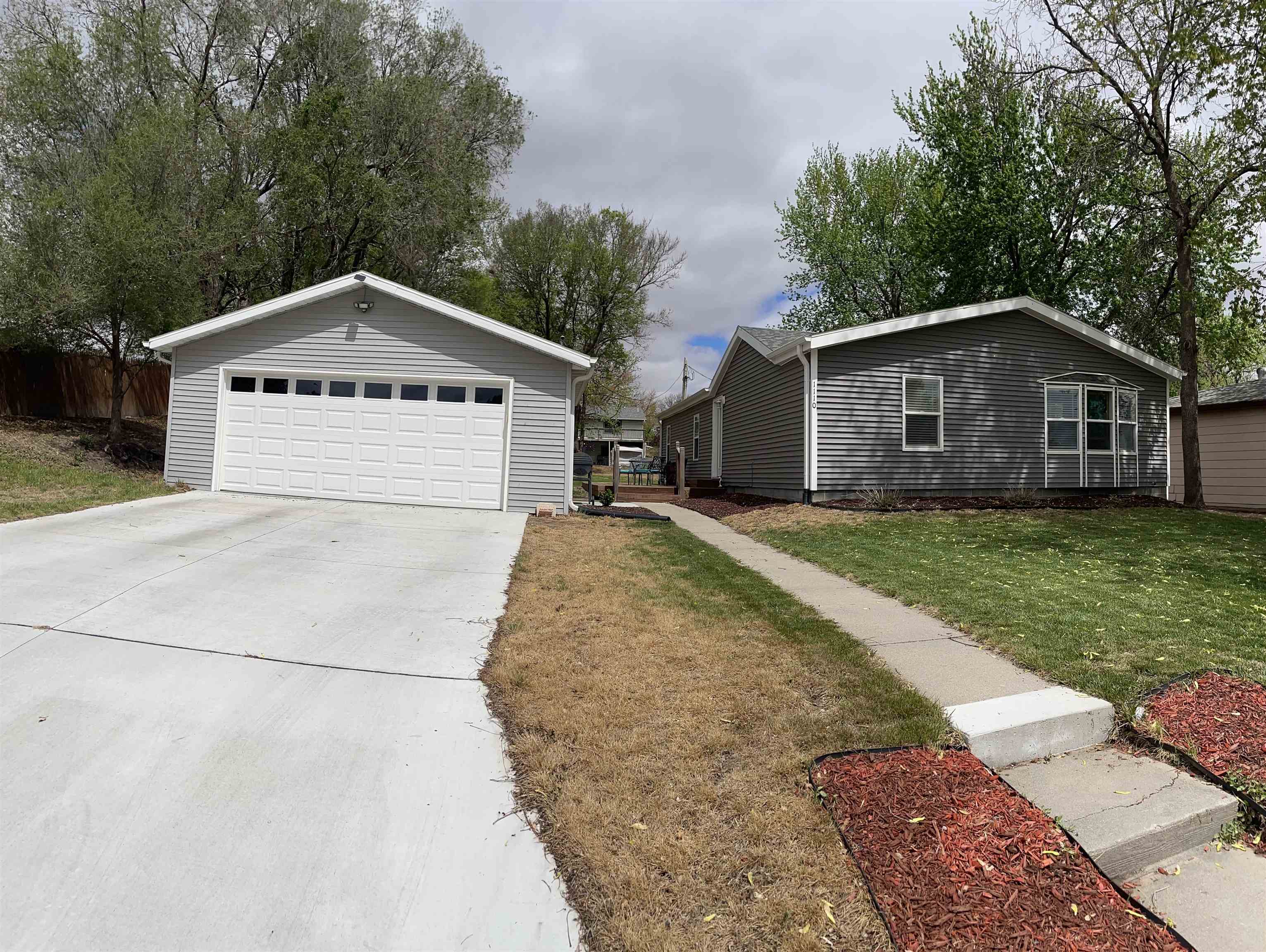 1110 18th Street Gothenburg, Nebraska 69138-0000, 4 Bedrooms Bedrooms, ,2 BathroomsBathrooms,Residential,For Sale,1110 18th Street,20260603