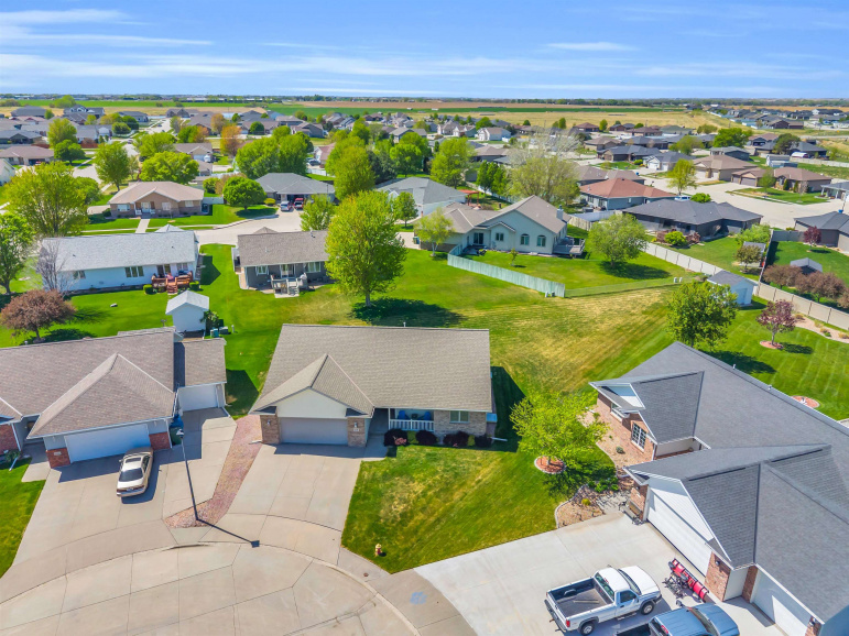 6308 Q Avenue Place Kearney, Nebraska 68847, 4 Bedrooms Bedrooms, ,3 BathroomsBathrooms,Residential,For Sale,6308 Q Avenue Place,20260612