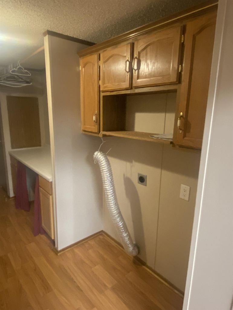 821 Westridge Drive Ravenna, Nebraska 68869-4043, 5 Bedrooms Bedrooms, ,3 BathroomsBathrooms,Residential,For Sale,821 Westridge Drive,20260609