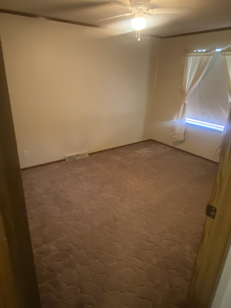 821 Westridge Drive Ravenna, Nebraska 68869-4043, 5 Bedrooms Bedrooms, ,3 BathroomsBathrooms,Residential,For Sale,821 Westridge Drive,20260609