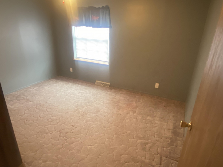 821 Westridge Drive Ravenna, Nebraska 68869-4043, 5 Bedrooms Bedrooms, ,3 BathroomsBathrooms,Residential,For Sale,821 Westridge Drive,20260609