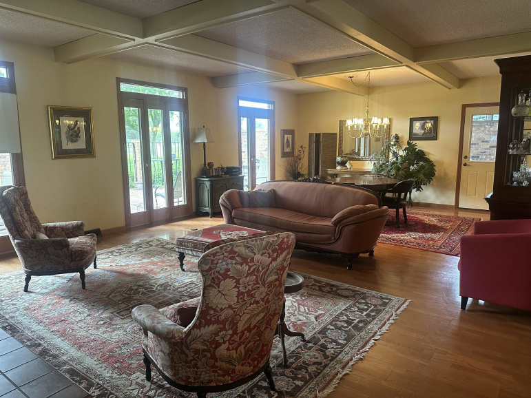 15 Village Drive Hastings, Nebraska 68890-1, 3 Bedrooms Bedrooms, ,3 BathroomsBathrooms,Residential,For Sale,15 Village Drive,20250636