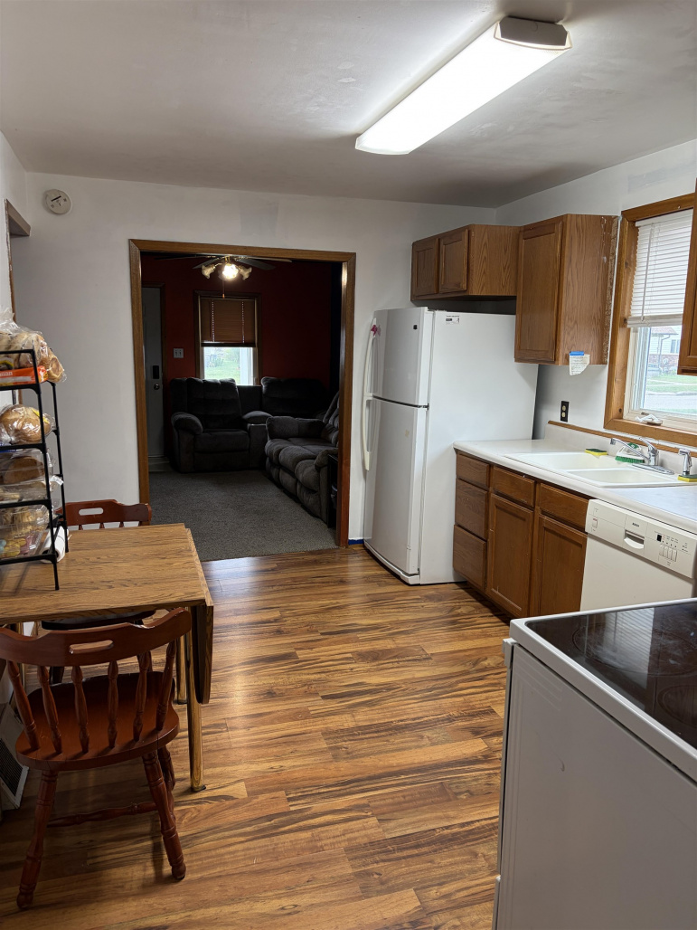 1831 Bateman Street Hastings, Nebraska 68901-0000, 2 Bedrooms Bedrooms, ,1 BathroomBathrooms,Residential,For Sale,1831 Bateman Street,20260623