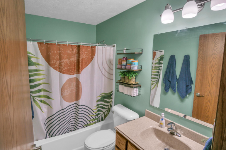 1004 12th Avenue Kearney, Nebraska 68845, 5 Bedrooms Bedrooms, ,3 BathroomsBathrooms,Residential,For Sale,1004 12th Avenue,20260621