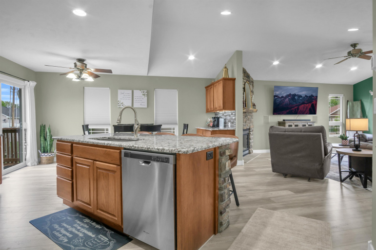 1004 12th Avenue Kearney, Nebraska 68845, 5 Bedrooms Bedrooms, ,3 BathroomsBathrooms,Residential,For Sale,1004 12th Avenue,20260621