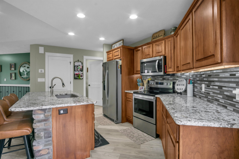 1004 12th Avenue Kearney, Nebraska 68845, 5 Bedrooms Bedrooms, ,3 BathroomsBathrooms,Residential,For Sale,1004 12th Avenue,20260621