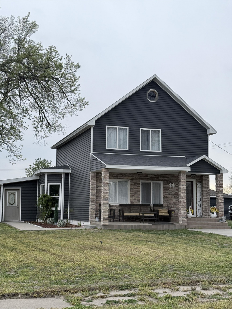 14 West Avenue Gibbon, Nebraska 68840, 4 Bedrooms Bedrooms, ,2 BathroomsBathrooms,Residential,For Sale,14 West Avenue,20260636