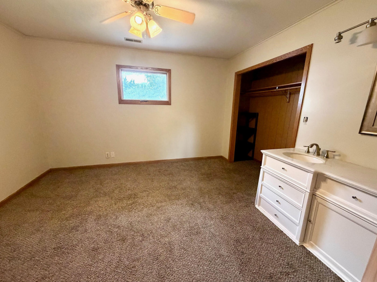 6 El Charman Lake Place Gibbon, Nebraska 68840, 3 Bedrooms Bedrooms, ,2 BathroomsBathrooms,Residential,For Sale,6 El Charman Lake Place,20260645