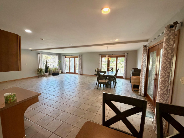 6 El Charman Lake Place Gibbon, Nebraska 68840, 3 Bedrooms Bedrooms, ,2 BathroomsBathrooms,Residential,For Sale,6 El Charman Lake Place,20260645
