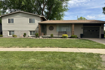 2610 W 8th Street Hastings, Nebraska 68901, 3 Bedrooms Bedrooms, ,2 BathroomsBathrooms,Residential,For Sale,2610 W 8th Street,20260641
