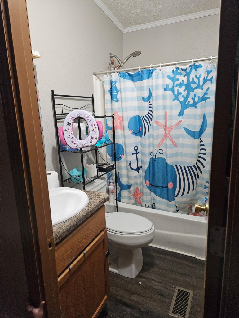 611 Cora Street Chapman, Nebraska 68827, 3 Bedrooms Bedrooms, ,2 BathroomsBathrooms,Residential,For Sale,611 Cora Street,20260640