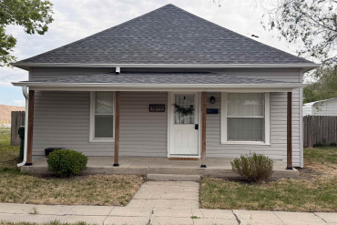 1919 C Avenue Kearney, Nebraska 68847, 2 Bedrooms Bedrooms, ,1 BathroomBathrooms,Residential,For Sale,1919 C Avenue,20260654
