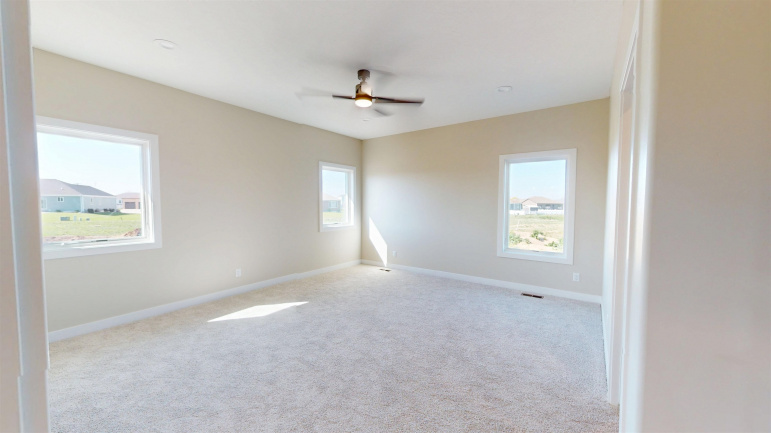 5207 18th Avenue Place Kearney, Nebraska 68845, 5 Bedrooms Bedrooms, ,2 BathroomsBathrooms,Residential,For Sale,5207 18th Avenue Place,20260651